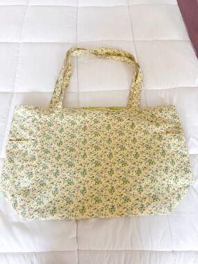 Embroidered Floral Tote